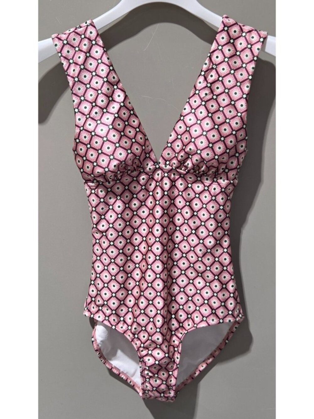 Shade & Shore Pink & Green Geo Print 1 Pc Swimsuit w/ Tummy Control - Size Small